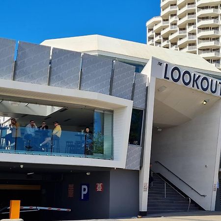 Chic 2 Bed Apartment On Scarborough Beach Perth Exterior foto